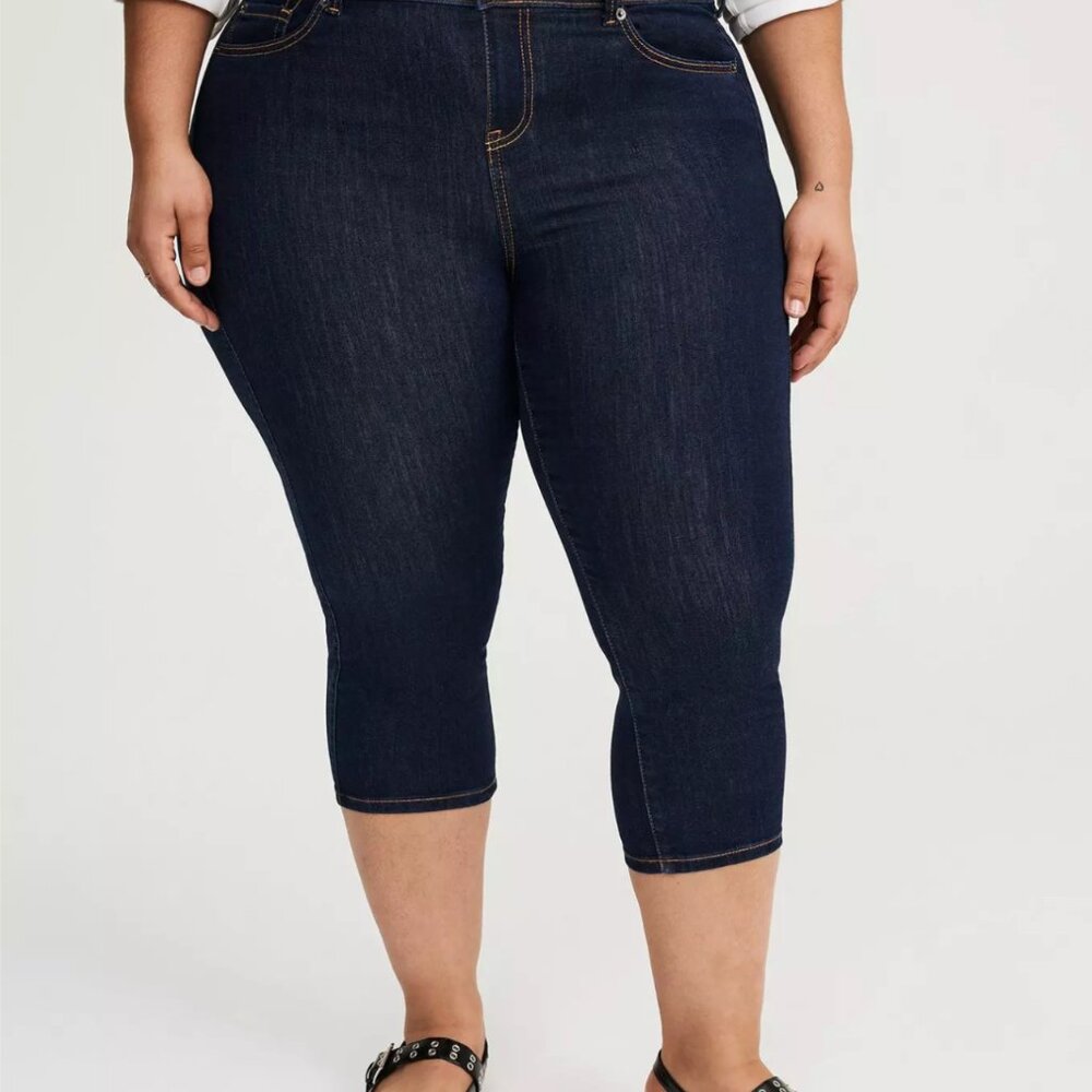 Torid Jeans Jegging Crop High Rise 3 Button Front 16